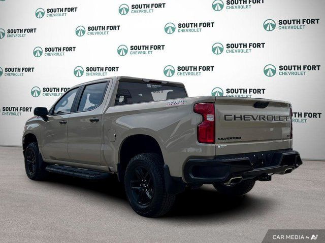 2022 Chevrolet Silverado 1500 LT Trail Boss 4WD Crew Cab in Cars & Trucks in Strathcona County - Image 4