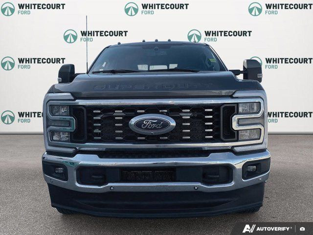 2023 Ford Super Duty F-350 DRW LARIAT 4WD Crew Cab in Cars & Trucks in Edmonton - Image 2