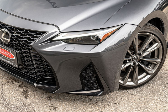 2021 LEXUS IS 350 AWD F-SPORT | ONE OWNER | NAVI | SUNROOF | RED in Cars & Trucks in City of Toronto - Image 4