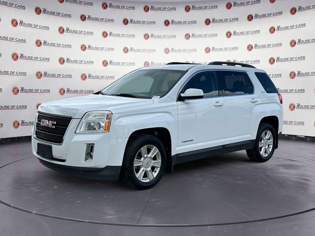 2013 GMC Terrain SLE-2 / Heated Seats / Bluetooth / Back Up Cam in Cars & Trucks in Calgary