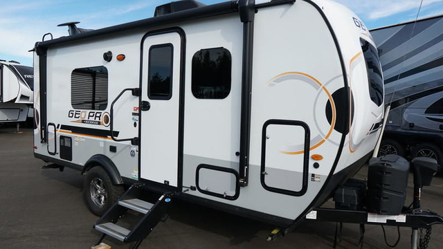 2022 Forest River Rockwood Geo Pro G19FD in Travel Trailers & Campers in Ottawa