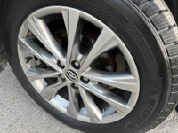 Hello Ottawa! Ready for your next SUV? This 2016 Toyota RAV4 Limited is All-Wheel Drive, Fully Loade... (image 8)