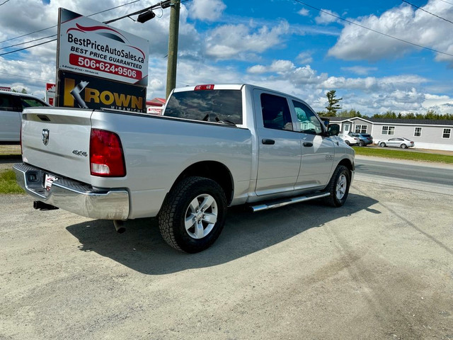 2017 Ram 1500 4WD!! CREW CAB!! CERTIFIED!! CLEAN CARFAX!! in Cars & Trucks in Miramichi - Image 4