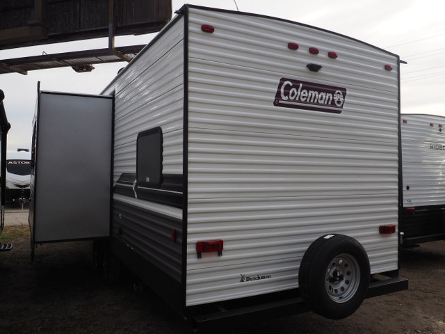 Coleman 295QB - sold at cost - Bunk House - OUTSIDE KITCHEN  in Travel Trailers & Campers in Kitchener / Waterloo - Image 4