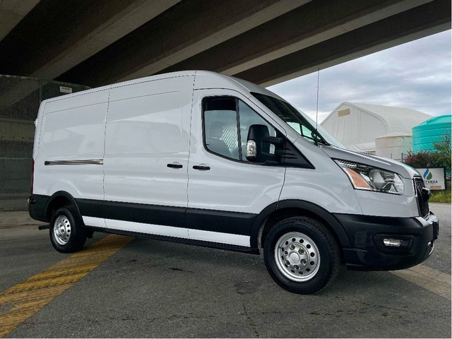 2021 Ford Transit Cargo Van T-250 AWD 148WB MED ROOF 9070GVWR FL in Cars & Trucks in Delta/Surrey/Langley