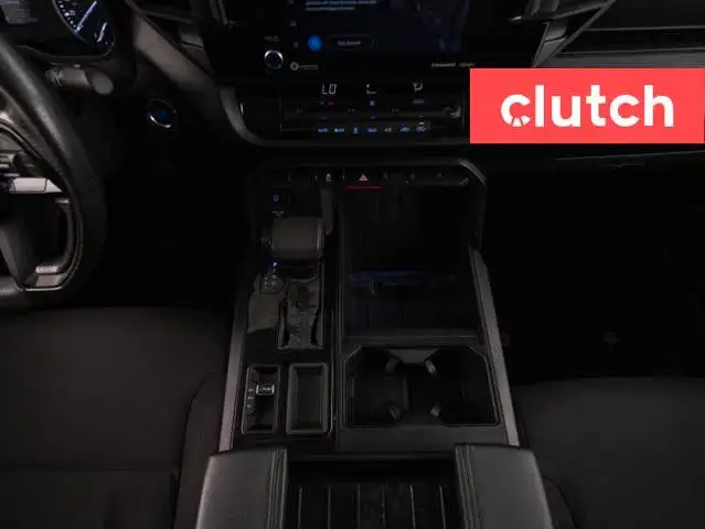 2023 Toyota Tundra SR CREWMAX 4WD w/ Apple CarPlay & Android Aut in Cars & Trucks in Ottawa - Image 35