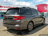 This 2024 Honda Odyssey EX-L minivan offers exceptional versatility and family-friendly features. Bo... (image 5)