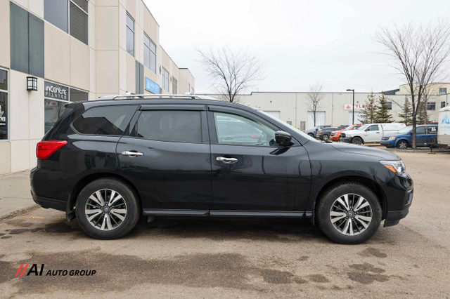 2019 Nissan Pathfinder in Cars & Trucks in Strathcona County - Image 4