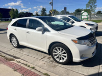 2011 Toyota Venza AWD 4dr,excellent conditions,super clean, one owner,clean carfax,safety certificat... (image 6)