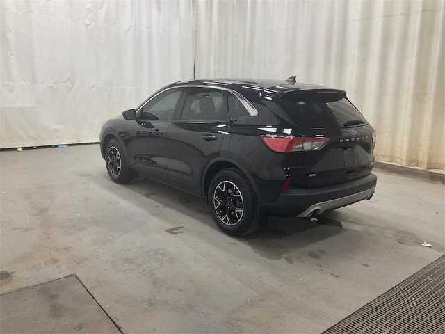 2020 Ford Escape SE 4WD |ALBERTAS #1 PREMIUM PRE-OWNED SELECTION in Cars & Trucks in Fort McMurray - Image 3