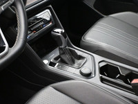 Just Traded! One Owner with no accidents! 2022 Tiguan Comfortline 4Motion. Equipped with Heated Seat... (image 7)