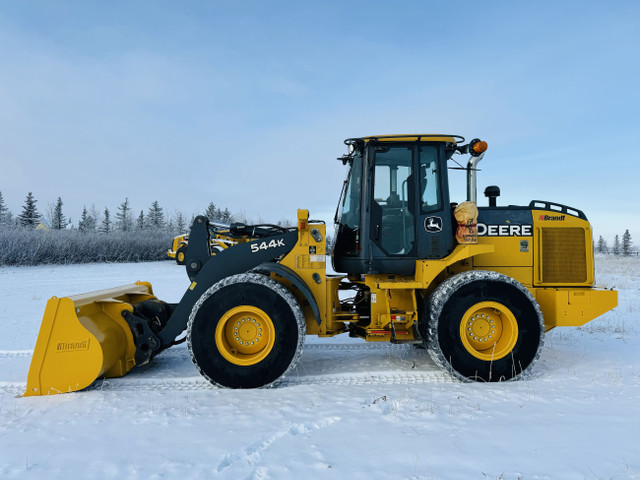 DEERE 544K WHEEL LOADER  in Heavy Equipment in Calgary - Image 3