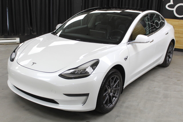 MODEL 3 STANDARD RANGE PLUS RWD CLEAN CARFAX in Cars & Trucks in Laval / North Shore - Image 2