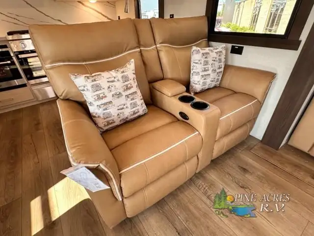 2026 Forest River RV Cedar Creek Experience 39RKB Mid Bunk / Rea in Travel Trailers & Campers in Truro - Image 29