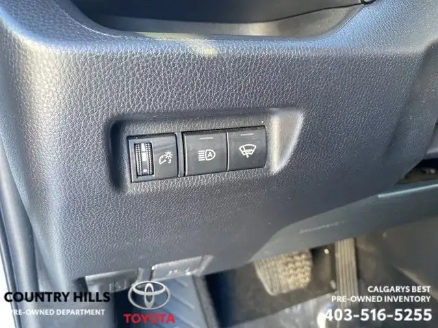 2022 Toyota RAV4 LE AWD in Cars & Trucks in Calgary - Image 15