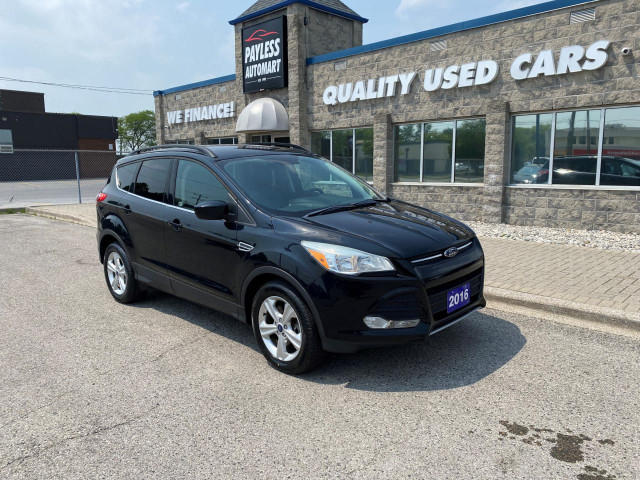 2016 Ford Escape SE in Cars & Trucks in Sarnia