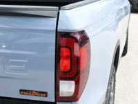 (HCUV ) HONDA CERTIFIED USED VEHICLE, APPLE CAR PLAY, ANDROID AUTO, NO ACCIDENTS, **MARKET VALUE PRI... (image 8)