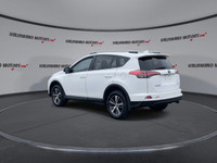 Engine: Gas 4cyl 2.5L L/100Km City: 10.5 L/100Km Hwy: 8.3 Safety Equipment Electronic Stability Cont... (image 5)