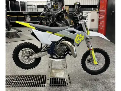 2025 Husqvarna TC 65 Les photos peuvent être à titre indicatif et sans inscription. Les promotions e...