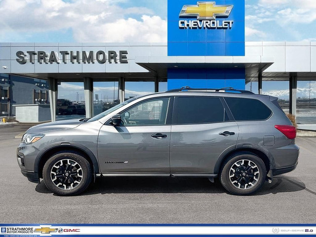 2020 Nissan Pathfinder in Cars & Trucks in Calgary - Image 3