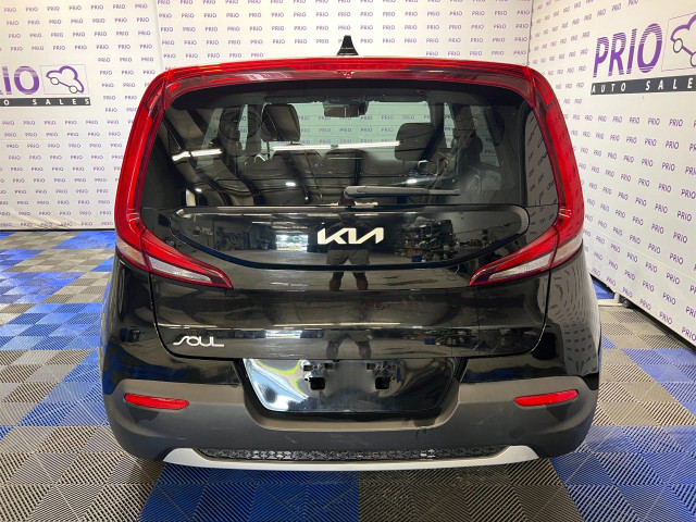 2022 Kia Soul in Cars & Trucks in Ottawa - Image 4