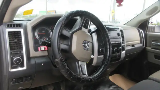 2011 Dodge RAM 550 SLT WITH PALFINGER PK6001 BOOM TRUCK in Cars & Trucks in Edmonton - Image 15