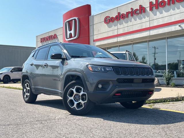 2022 Jeep Compass Trailhawk in Cars & Trucks in Grand Bend