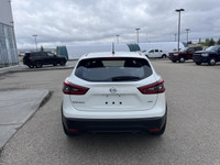 Thanks for checking out our Mountain View Dodge inventory! 2021 Nissan Qashqai S AWD Ready for Any R... (image 4)
