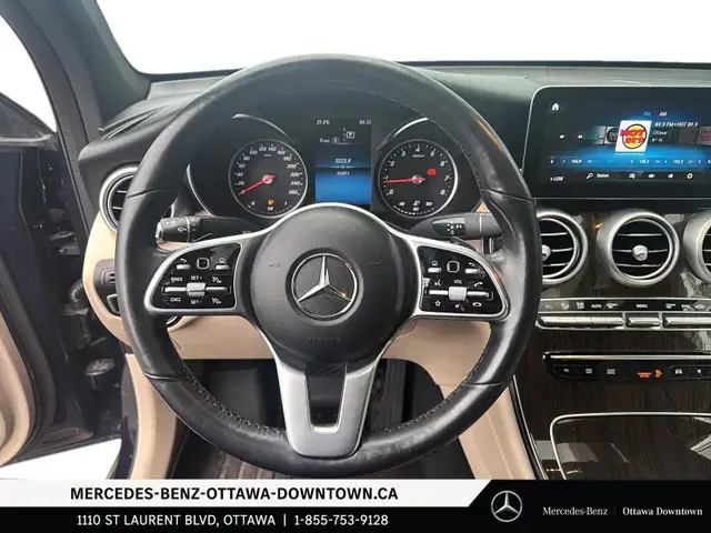 2020 Mercedes-Benz GLC300 4MATIC Coupe dans Autos et camions dans Ottawa - Image 12