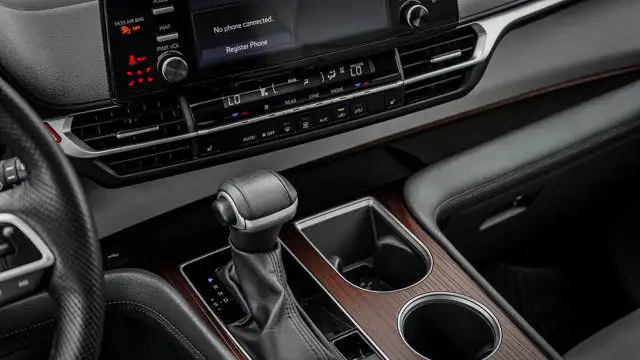 2023 Toyota Sienna XLE8-PASS | Leather | Sunroof | Heated Seats dans Autos et camions dans Guelph - Image 21