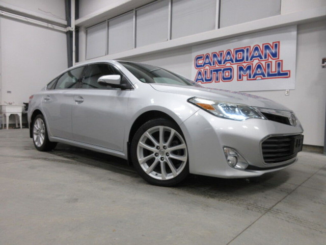  2014 Toyota Avalon LIMITED, NAV, ROOF, HTD/COOLED LEATHER, 72K! in Cars & Trucks in Ottawa