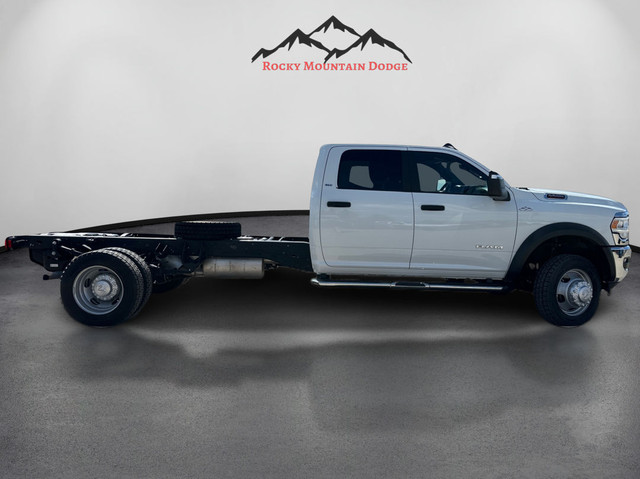 2024 RAM 5500 CAB CHASSIS CREWCAB SLT in Cars & Trucks in Red Deer - Image 4