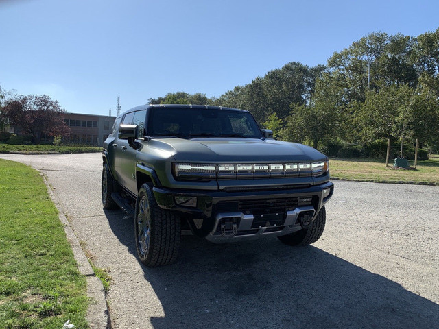 2024 GMC Hummer EV First Edition SUV in Cars & Trucks in Delta/Surrey/Langley - Image 2