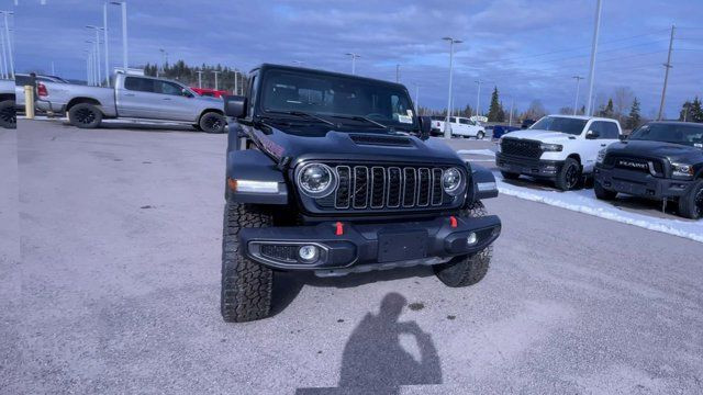 2025 Jeep Gladiator Mojave | 4X4 | Leather | NAV | Backup Camera in Cars & Trucks in Prince George - Image 4
