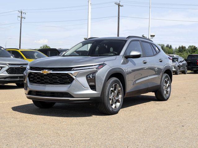 2025 Chevrolet Trax LT in Cars & Trucks in Edmonton - Image 4
