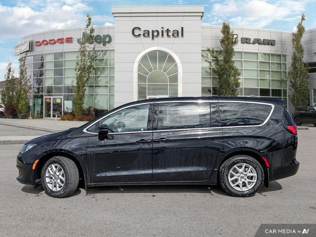 2024 Chrysler Grand Caravan SXT | SafetyTec Group | in Cars & Trucks in Edmonton - Image 2