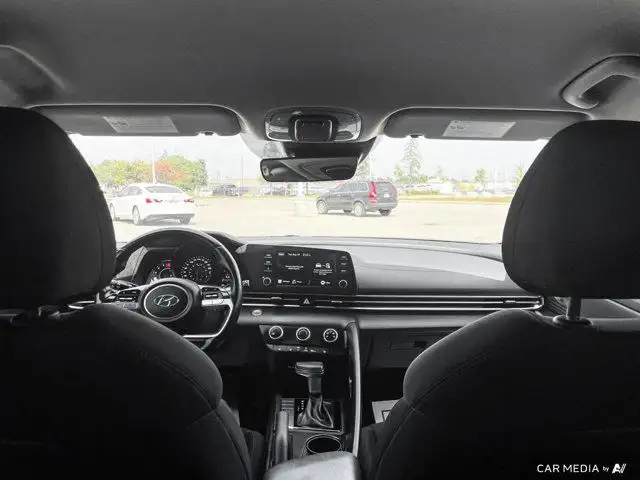 2022 Hyundai Elantra Preferred dans Autos et camions dans Région de Mississauga/Peel - Image 24