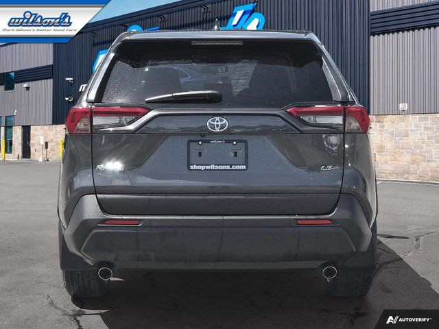 2022 Toyota RAV4 LE | Adaptive Cruise | CarPlay + Android in Cars & Trucks in Guelph - Image 4