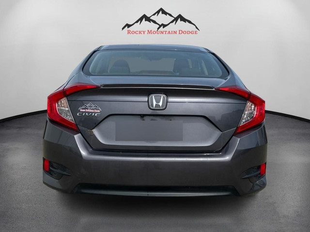 VERY CLEAN 2018 HONDA CIVIC EX-T in Cars & Trucks in Red Deer - Image 4