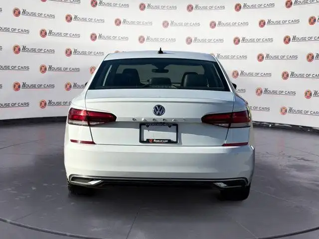 2022 VOLKSWAGEN PASSAT HIGHLINE in Cars & Trucks in Calgary - Image 6
