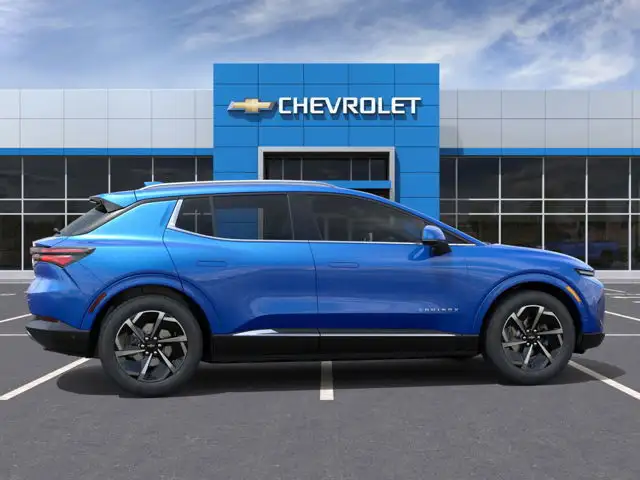 2025 CHEVROLET TRUCK EQUINOX EV 2LT in Cars & Trucks in City of Montréal - Image 6