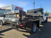 2023 Ford Super Duty F-550 DRW XLT 4WD Crew Cab 203" WB 84" CA, 12ft Gravel Box, 6.7L V8 Diesel, Rem... (image 8)