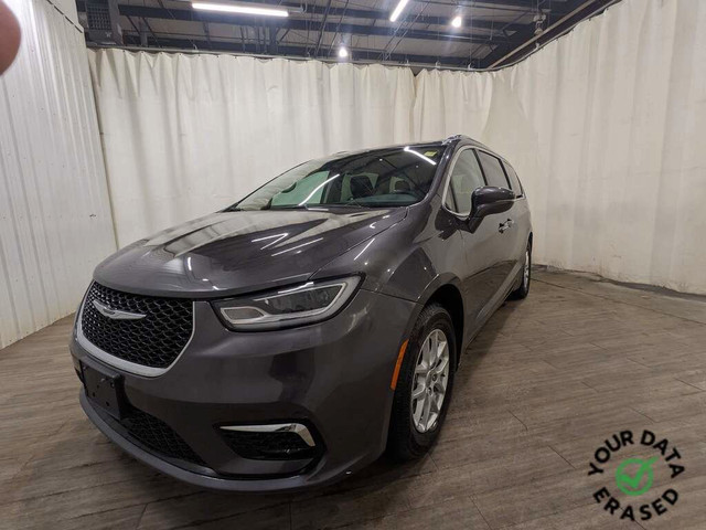 2021 Chrysler Pacifica Touring-L Compare to New @ $51205! in Cars & Trucks in Calgary