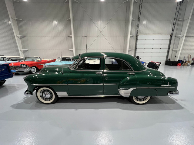 1952 Chevrolet Styleline Deluxe in Classic Cars in London - Image 4