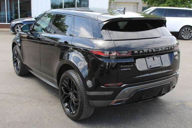 2023 Land Rover Range Rover Evoque Range Rover evoque r-dynamic  in Cars & Trucks in Laval / North Shore - Image 3
