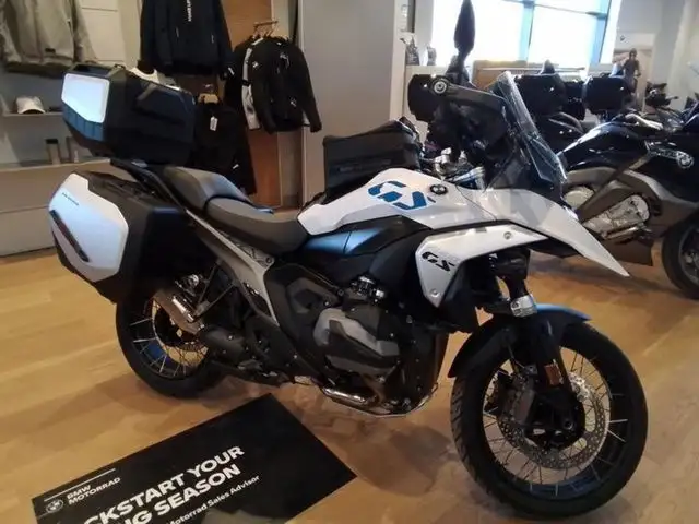 2024 BMW R 1300 GS Light White in Street, Cruisers & Choppers in City of Halifax - Image 2