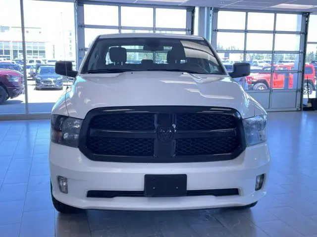 2023 Ram 1500 Classic Express | 4X4 | Backup Camera in Cars & Trucks in Prince George - Image 17