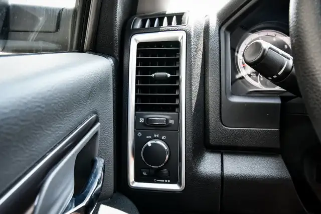 2023 Ram 1500 Classic SLT • POWER SEAT • REAR CAM in Cars & Trucks in Cornwall - Image 12