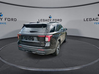 *Sunroof, Premium Package!* This 2025 Explorer was built to do more than just get groceries, with al... (image 7)