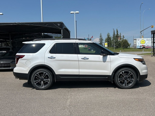 2014 Ford Explorer SPORT 4X4 - SUNROOF / LEATHER / NAVIGATION in Cars & Trucks in Calgary - Image 4